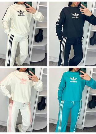 Спортивный костюм адидас