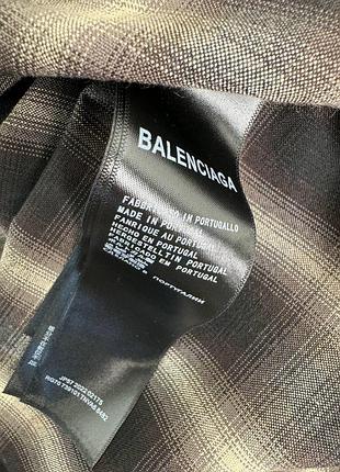 Платье рубашка длинное в клетку с косинкой черно красная