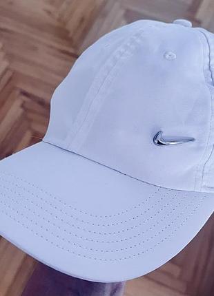 Бейсболка, кепка