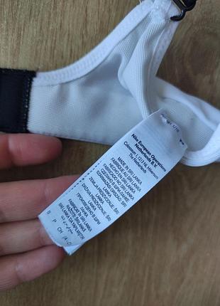 Фирменный женский спортивный топ nike, s 5