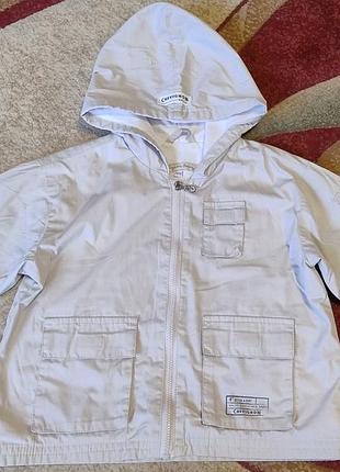 Продам плащик на 9міс.