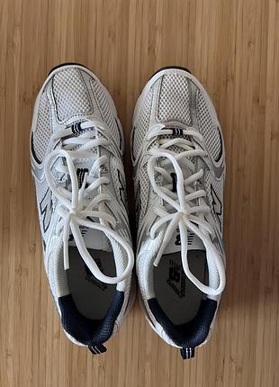 new balance ml860 kommt in zwei neuen colorways оригинал3 фото