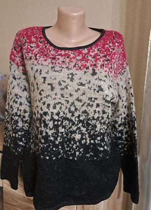 Светер жіночий