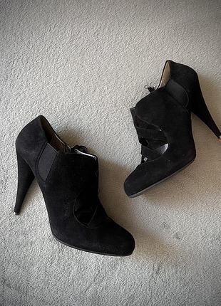 Подборы женские туфли miu miu