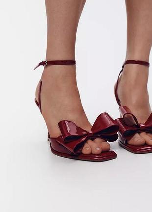 Босоніжки жіночі бордові zara new