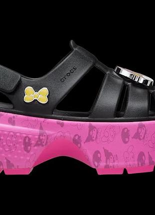 Босоножки/сандалии на платформе crocs hello kitty® и friends my melody™ и kuromi™ stomp sandal