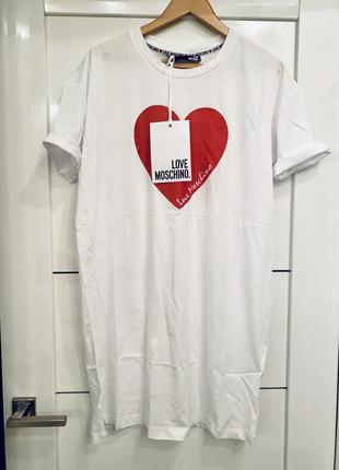 Белое хлопковое платье-футболка с логотипом и сердцем на груди love moschino оригинал8 фото