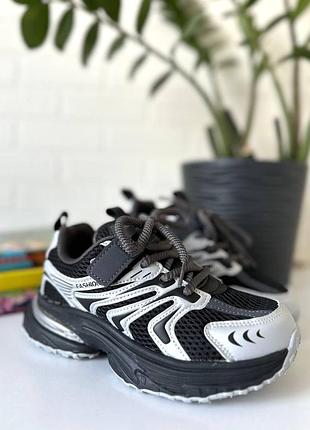 Мега круті кросівки 3