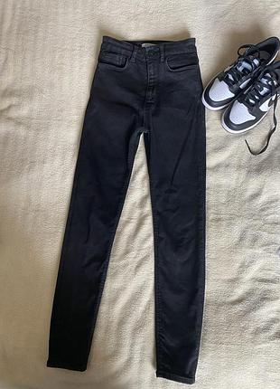 Чорні джинси zara