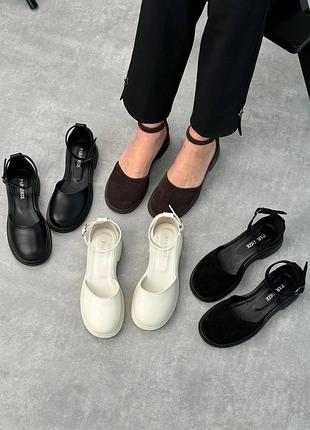 Відкриті туфлі  натур. шкіра/замша,
устілка - натур. шкіра