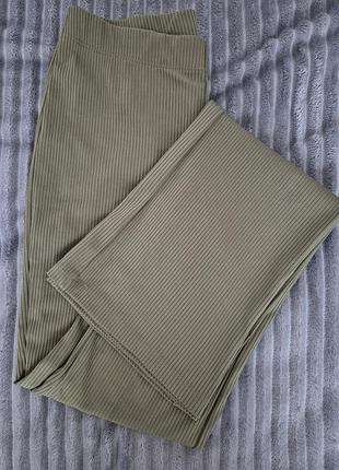 Штани кльош в рубчик