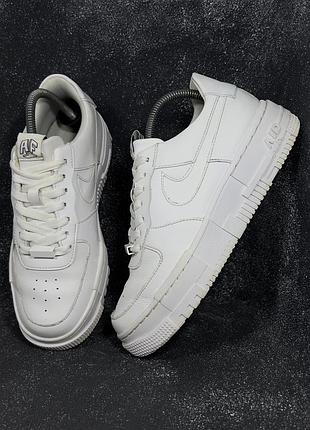 Белые кожаные кроссовки nike air force 1 pixel