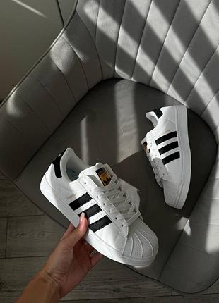 Жіночі кросівки преміум якості adidas superstar black/white and full white10 фото