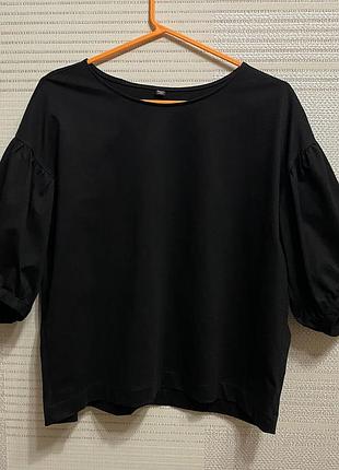 Футболка uniqlo