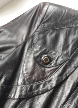 Куртка кожаная цветочным тиcнением s2 фото