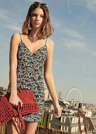 Платье topshop льняное на запах на бретелях