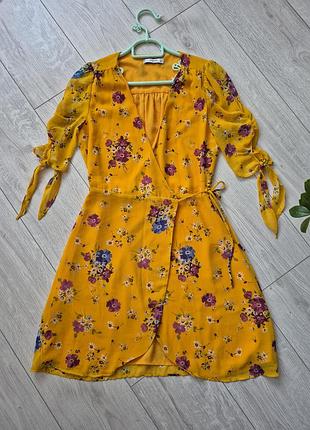 Женское летнее платье на запах миди