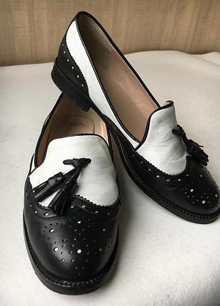 Кожаные лоферы р.39