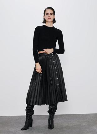 Черная миди плиссированная юбка zara