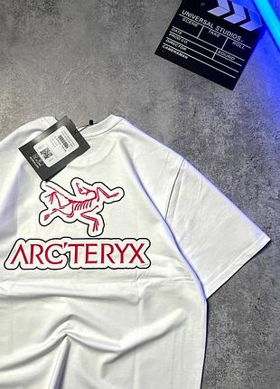 Белая футболка Арктерикс
