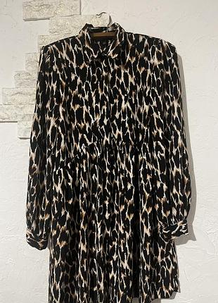 Стильное леопардовое платье-рубашка