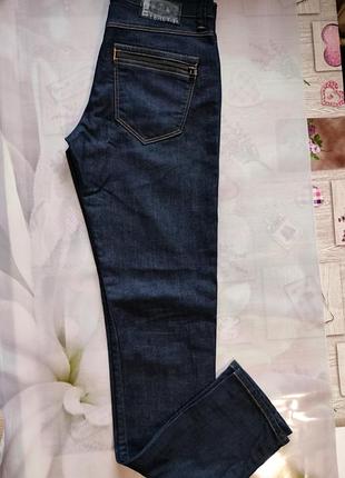 Джинсы женские