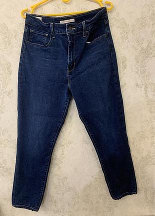 Джинси відомого бренду