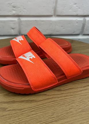 Оригинальные шлепанцы nike