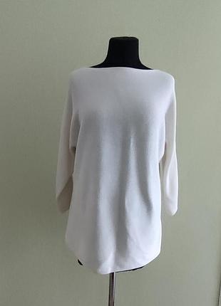 Кофта осенняя молочного цвета