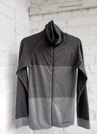 Спортивна кофта