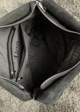 Шкіряна жіноча чорна сумка на плече, кольори в асортименті9 фото