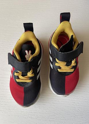 Adidas кросівки disney унісекс 20 розмір