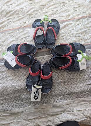 Нові кроки сандал