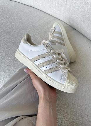Adidas superstar white/beige
