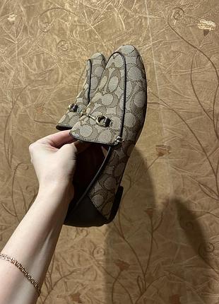Лоферы coach