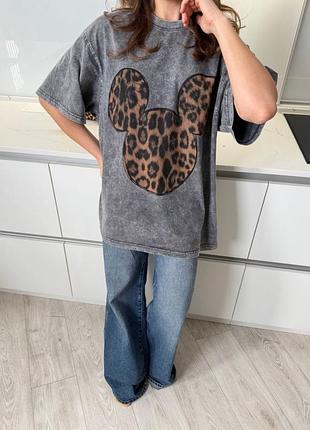 Турецкая оверсайз удлиненная футболка вареная варенка с принтом микки маус леопардовый