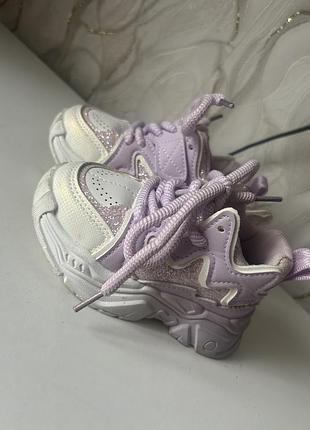 Кросівки для дівчинки💜