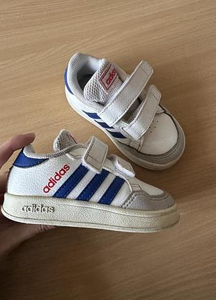 Кросівки adidas 21 розмір оригінал
