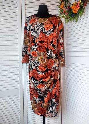 Платье по фигуре миди карандаш футляр принт листья пальмы монстеры от hybrid размер указан 16.