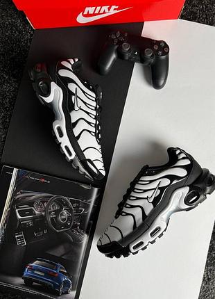 Мужские кроссовки nike air max plus white black