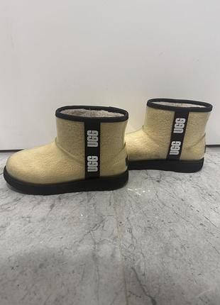 Ugg уггі угги ugg classic clear mini sherpa waterproof ankle