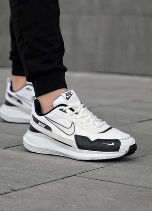 Чоловіче спортивне взуття, чудові кросівки на літо