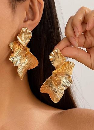 Серьги женские
