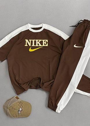 Спортивний костюм nike