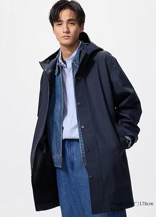 Пальто uniqlo темно-синє blocktech coat