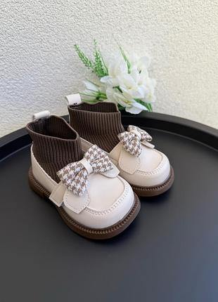 Туфельки для девочки