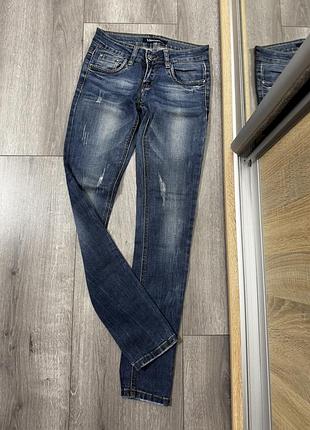Джинсы средняя посадка