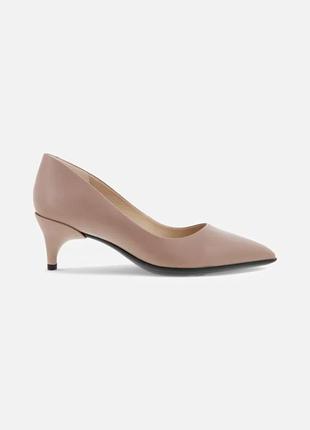Кожаные нюдовые бежевые туфли лодочки на маленьком каблуке экко shape stiletto 36-37-38 размер