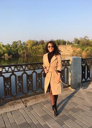 Дуже жiночний стильний тренч