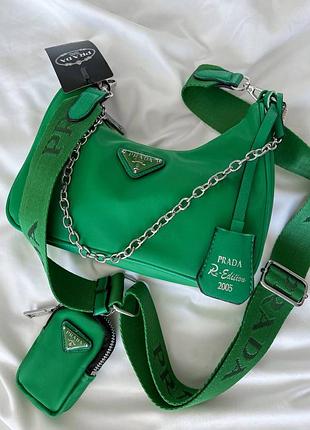 Яскрава трендова зелена смарагдова сумочка в стилі prada leather green бренд женская шикарная зеленая сумка